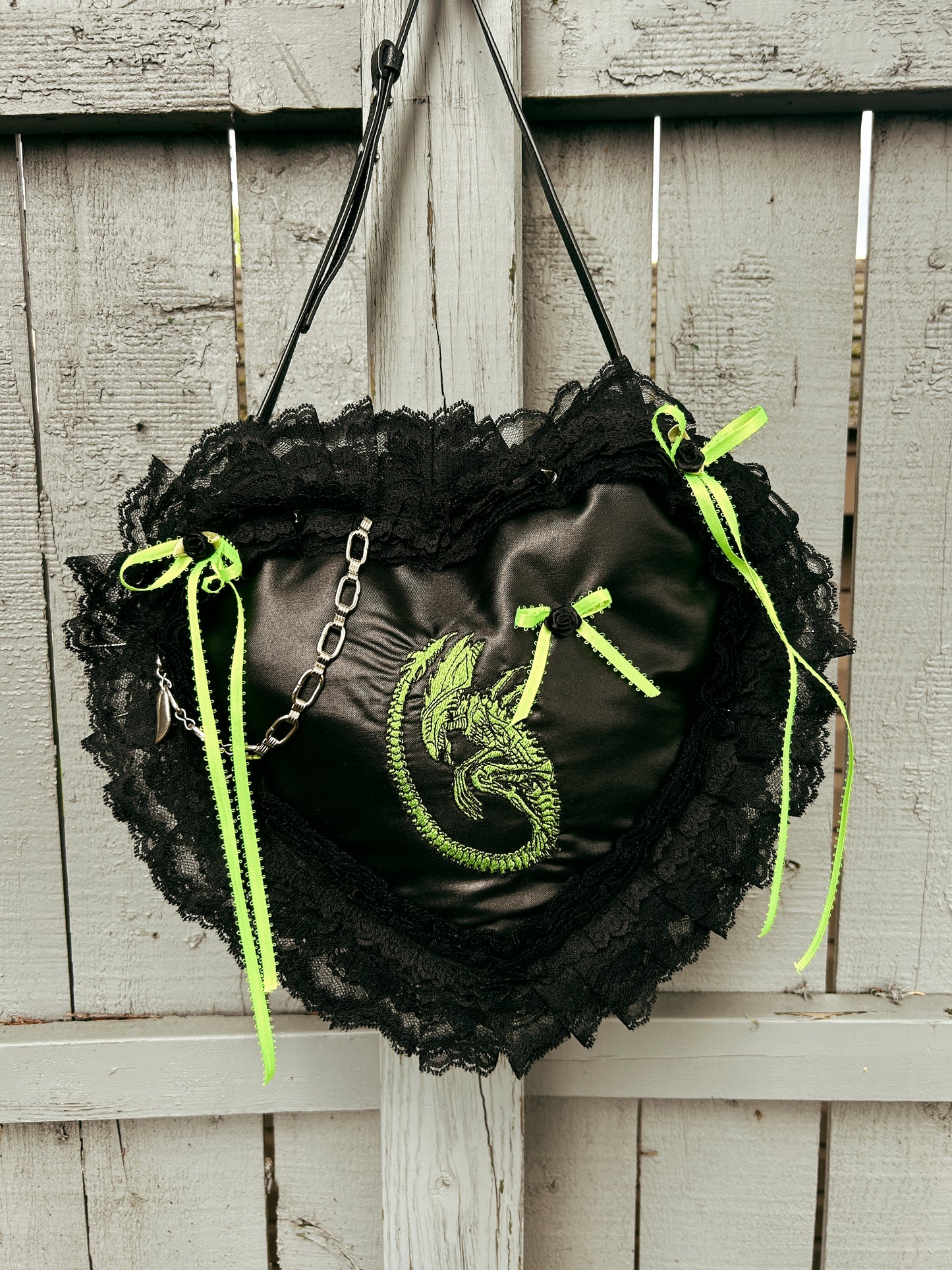 Xeno Queen Bag