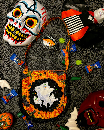 mini ghosties trick r’ treat style tote