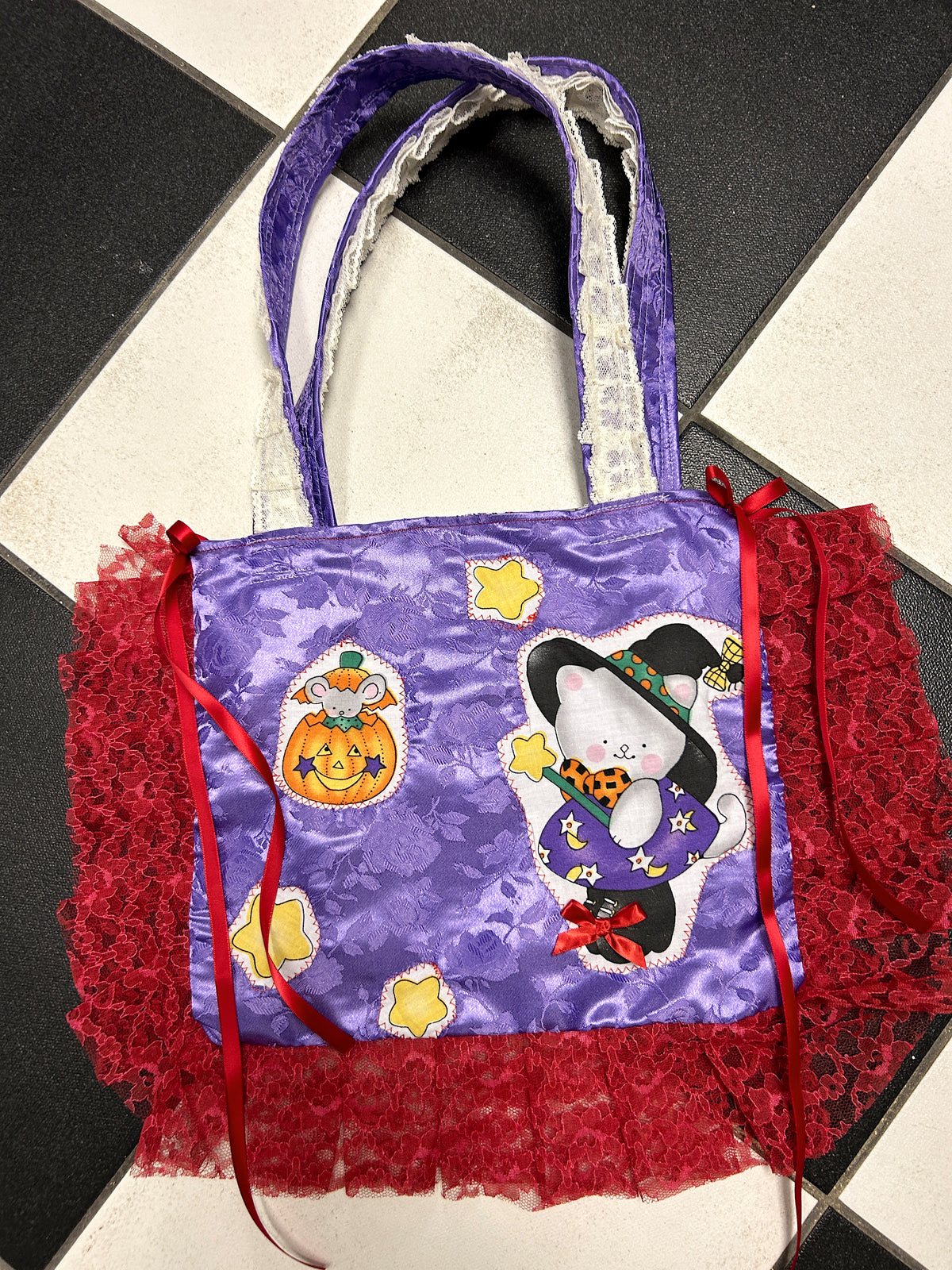 cutie pie Halloween totes