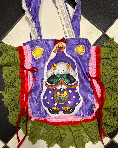 cutie pie Halloween totes